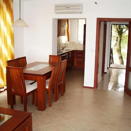 Bay View - Luxury & 3* קושריצה