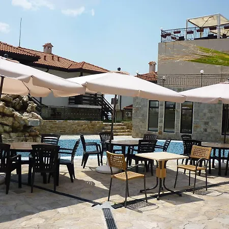 Bay View - Luxury & 3* קושריצה